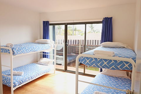 Break Point - Accommodation ACT 2