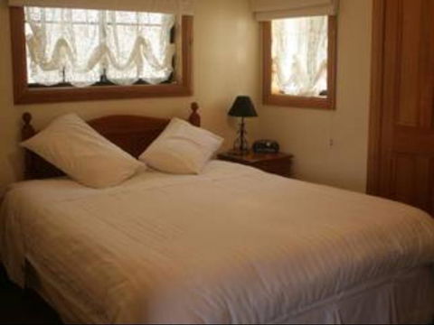 Twin Pines Cottage On Lansdowne - Accommodation ACT 1