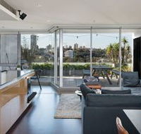 Elegant Elizabeth Bay H374 - Accommodation ACT