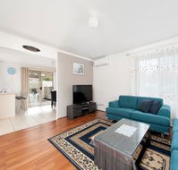 Seaclusion 2 2 Margaret Street - Accommodation ACT