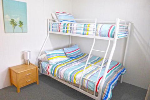The Relax Shack At Culburra Beach Sleeps 7 - Accommodation ACT 4