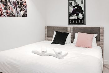 Zenith Melbourne Central - Accommodation ACT 2