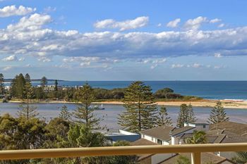 Peninsula 22 - Accommodation ACT 4