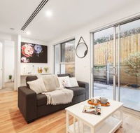 Iris Apartments by Ready Set Host - Accommodation ACT