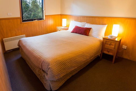 Cradle Mountain Wilderness Village - Accommodation ACT 3