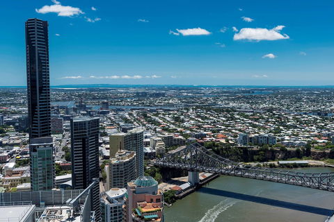Oaks Aurora Tower - Accommodation ACT 5