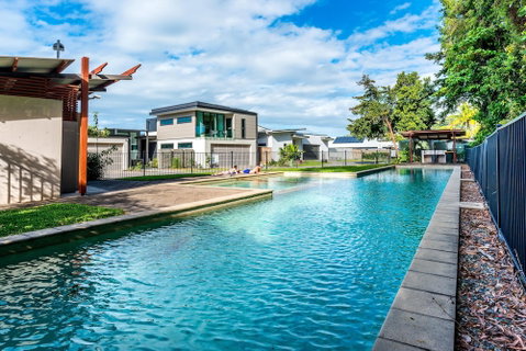 Blue Lagoon Villa B - Accommodation ACT 3