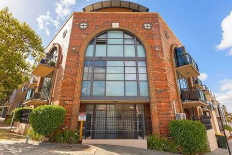 Stylish 2 Bedroom Apartment In The City - Accommodation ACT 4