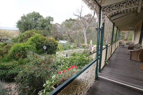 Palm House - Accommodation ACT 3