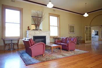 Whitehall Guesthouse Sorrento - Accommodation ACT 3