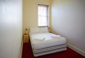 Whitehall Guesthouse Sorrento - Accommodation ACT 4