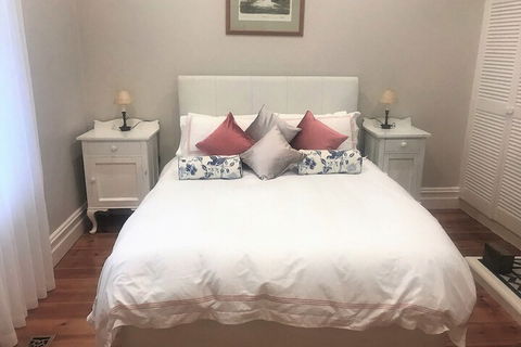 Fairbank House - Accommodation ACT 7