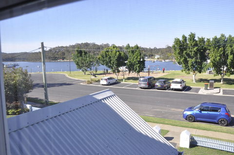 Bluedock Apartments - Accommodation ACT 2
