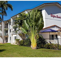 Clifton Sands Holiday Apartments