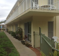 Bayshores Holiday Apartments