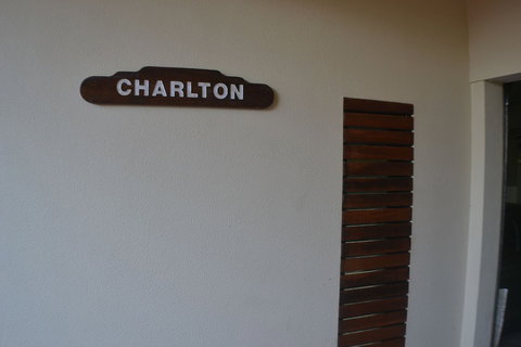 Charlton Apartments - Accommodation ACT 7