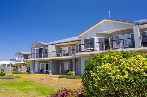 Meridian Beachside Apartments - Accommodation ACT 1