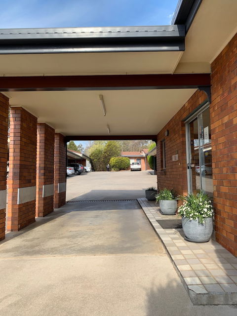 Peter Allen Motor Inn - Accommodation ACT 1