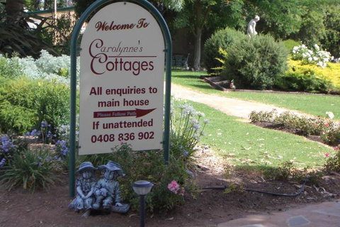 Carolynnes Cottages - Accommodation ACT 5
