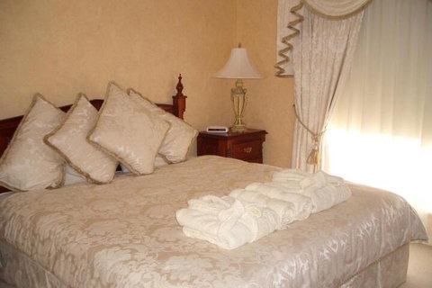 Carolynnes Cottages - Accommodation ACT 7