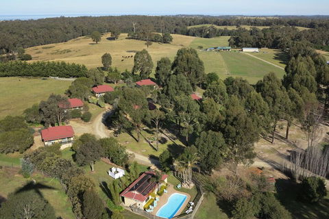 Lakes Entrance Country Cottages - Accommodation ACT 6