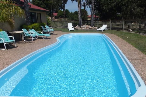 Lakes Entrance Country Cottages - Accommodation ACT 3