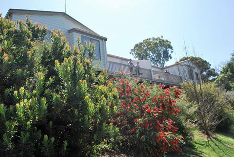 Lookout Holiday Units - Accommodation ACT 1