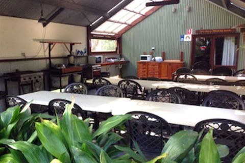 The Oasis At One Mile Beach - Accommodation ACT 4