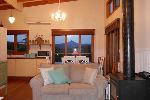 Milton Country Retreat The Chocolate Cottages - Accommodation ACT 5