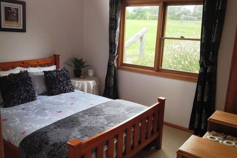 Milton Country Retreat The Chocolate Cottages - Accommodation ACT 4
