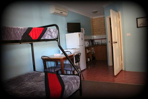 York Motel - Accommodation ACT 5