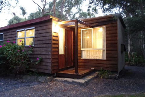 Crayfish Creek Van & Cabin Park - Accommodation ACT 7
