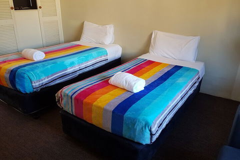 El Lago Waters Tourist Park - Accommodation ACT 7