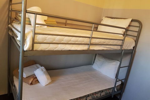 El Lago Waters Tourist Park - Accommodation ACT 5