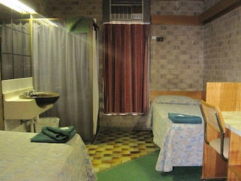 Desert Rose Inn Alice Springs - Accommodation ACT 6