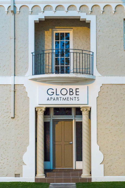 Globe Apartments - Accommodation ACT 3