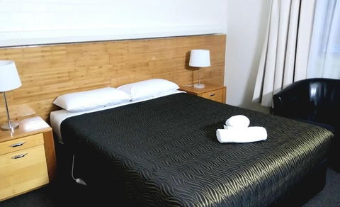 City Park Motel & Apartments - Accommodation ACT 4