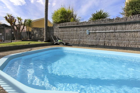 Cunningham Shore Motel - Accommodation ACT 6