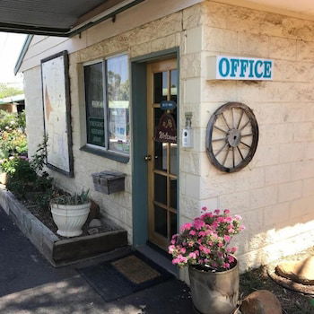 Oasis Motel Peak Hill - Accommodation ACT 0