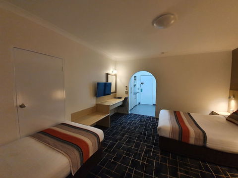 Hamiltonâ€™s Queanbeyan Motel - Accommodation ACT 6