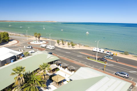 Shark Bay Seafront Apartments - Accommodation ACT 2