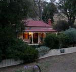 Sinnamons Cottage - Accommodation ACT