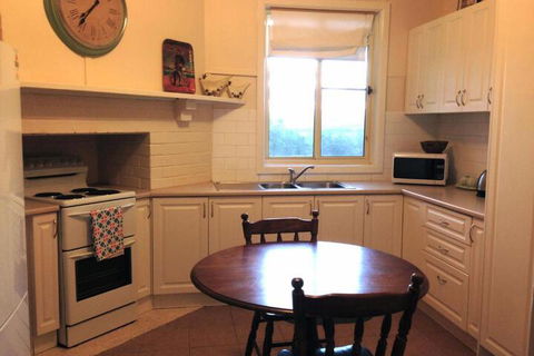 Trefolly Olive Cottage - Accommodation ACT 5