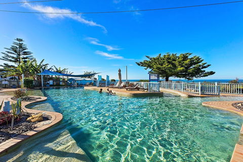 Blue Lagoon Beach Resort - Accommodation ACT 4