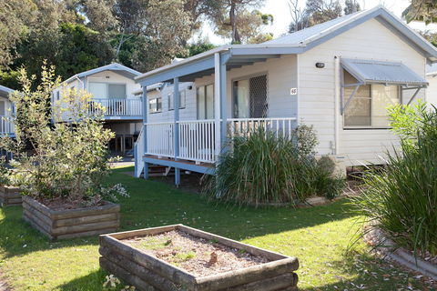 Blue Lagoon Beach Resort - Accommodation ACT 0