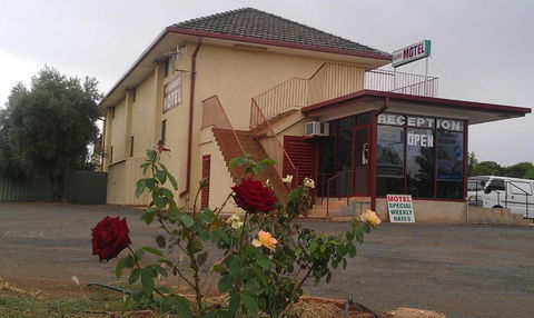 Goolgowi Highway Motel - Accommodation ACT 4
