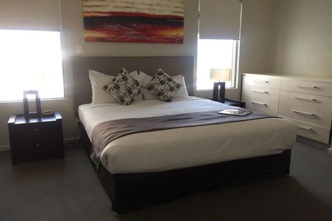 One30 Esplanade Serviced Apartments - Accommodation ACT 1