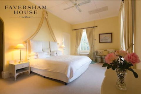 Faversham House - Accommodation ACT 1