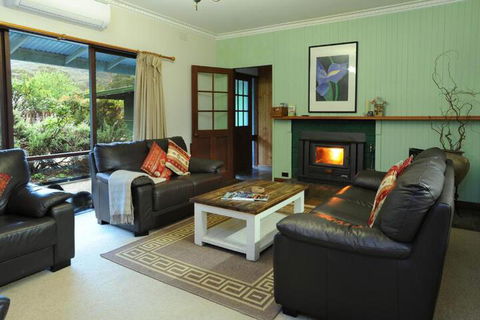 Lavender Farm - Accommodation ACT 7