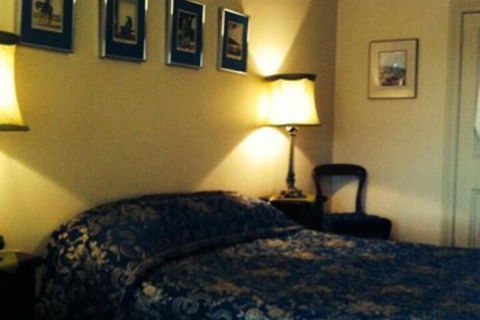 The Lodge Country House - Accommodation ACT 7